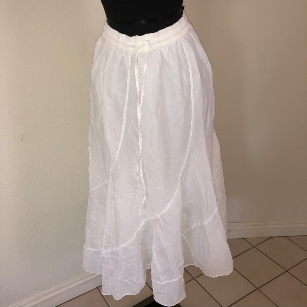 White light weight midi skirt